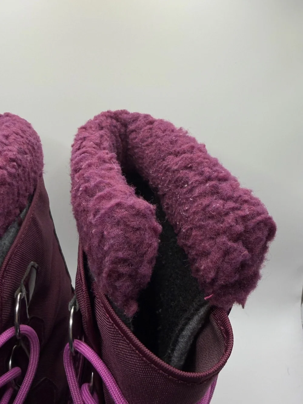 Sorel Kids Yoot Pac Waterproof Snow Boots Purple kids size 4